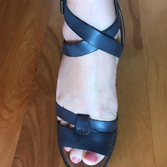 Calvin Klein sandals - Picture 2 of 11